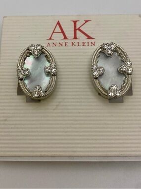 Anne Klein Mother-of-Pearl Oval Crystal Clip Earrings – Silver (NOS)